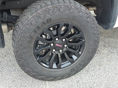 2023 GMC Sierra 1500 AT4X
