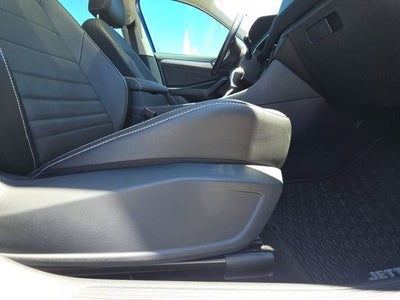 2023 Volkswagen Jetta SE