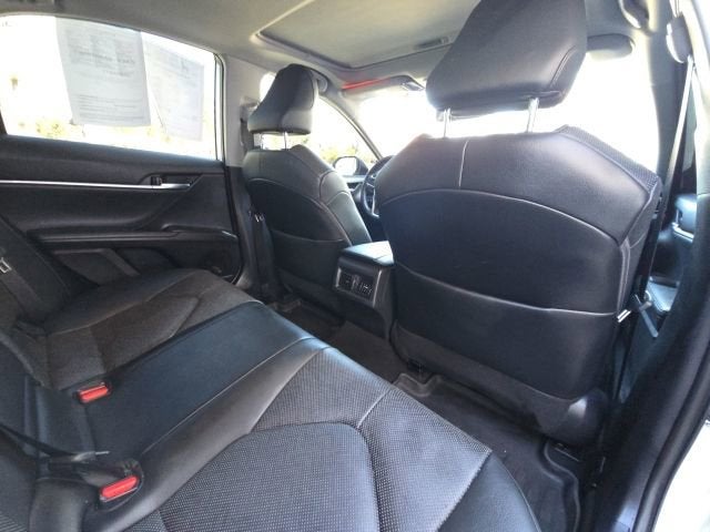 2022 Toyota Camry Hybrid XLE