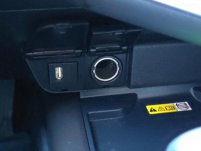 2022 Toyota Camry Hybrid XLE