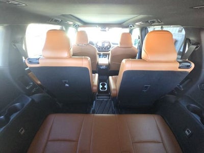 2021 Toyota Highlander Platinum