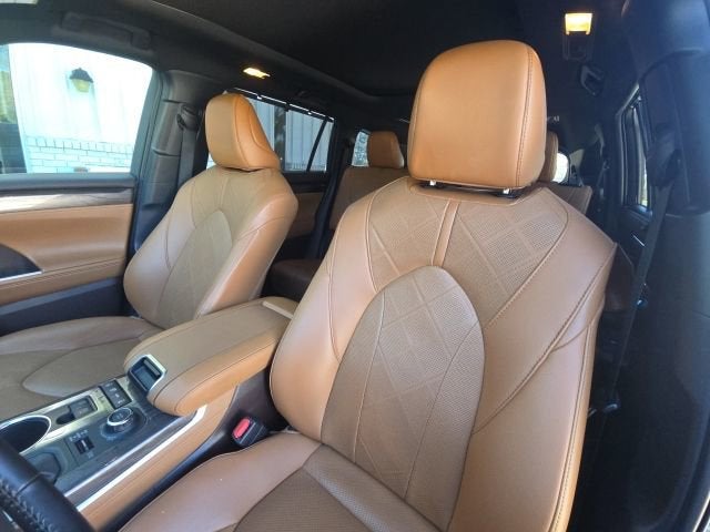 2021 Toyota Highlander Platinum