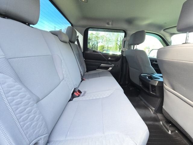 2022 Toyota Tundra 4WD SR5