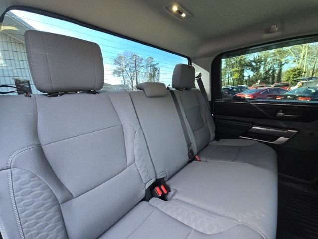 2022 Toyota Tundra 4WD SR5