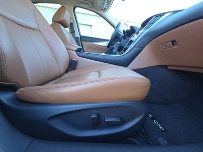 2024 INFINITI Q50 LUXE