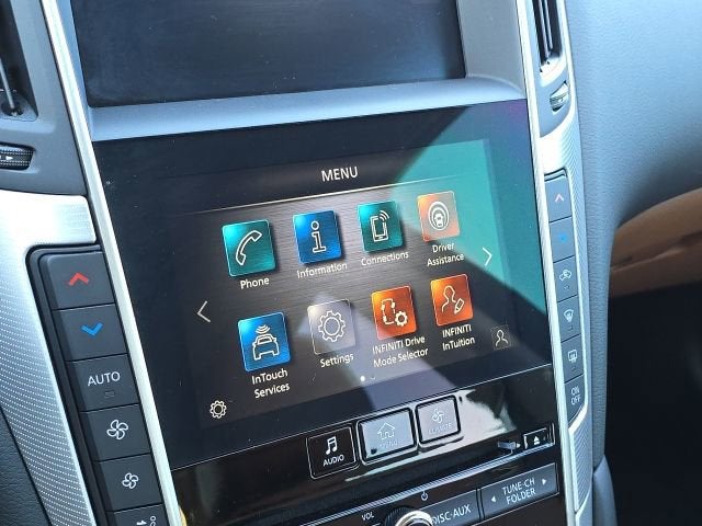 2024 INFINITI Q50 LUXE