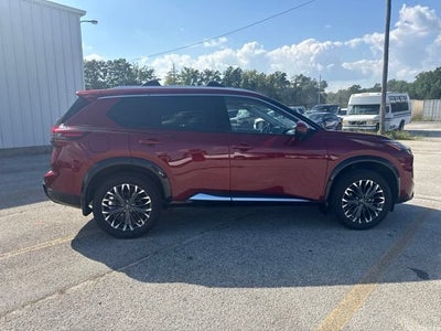 2025 Nissan Rogue Platinum FWD
