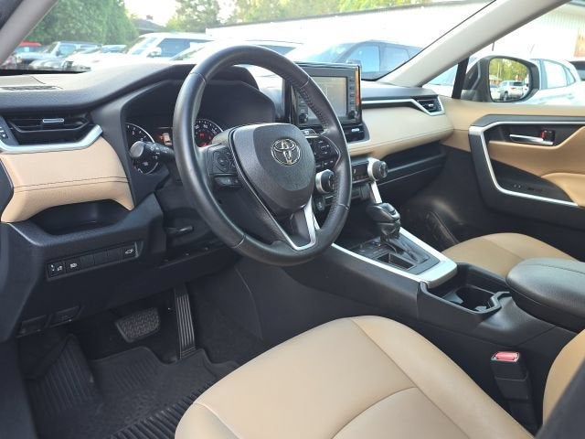 2019 Toyota RAV4 XLE Premium