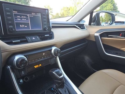 2019 Toyota RAV4 XLE Premium