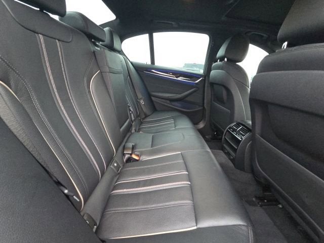 2019 BMW 5 Series 530i