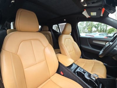 2019 Volvo XC40 Inscription