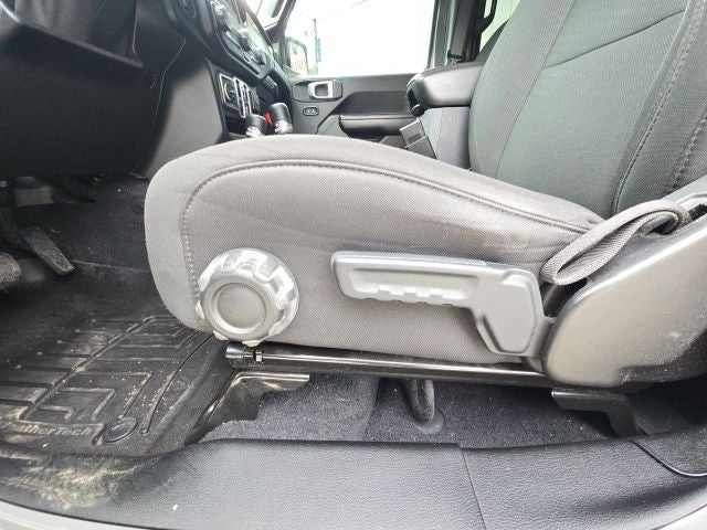 2020 Jeep Wrangler Sport