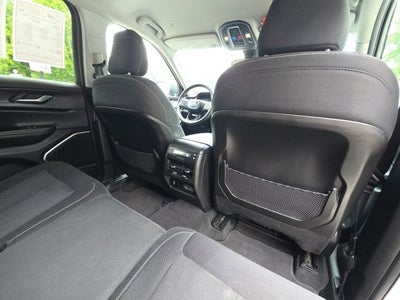 2022 Jeep Grand Cherokee L Laredo