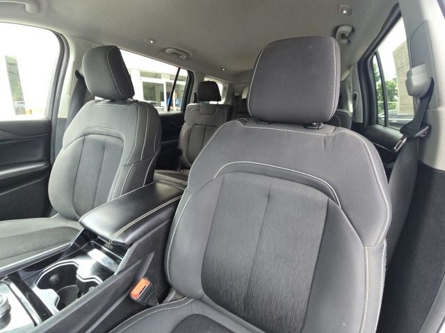 2022 Jeep Grand Cherokee L Laredo
