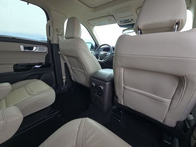 2023 Ford Explorer Platinum