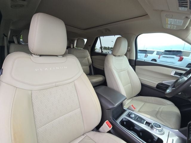 2023 Ford Explorer Platinum