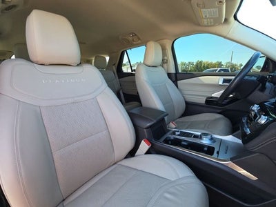 2023 Ford Explorer Platinum