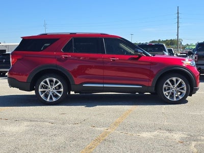 2023 Ford Explorer Platinum
