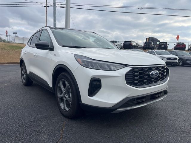 2025 Ford Escape Hybrid ST-Line