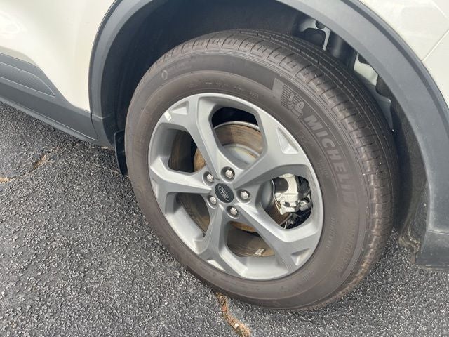 2025 Ford Escape Hybrid ST-Line