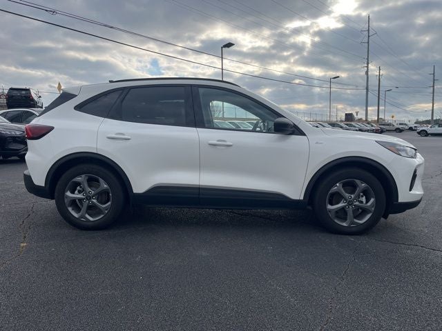 2025 Ford Escape Hybrid ST-Line