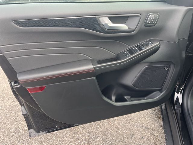 2026 Ford Escape Hybrid ST-Line Elite