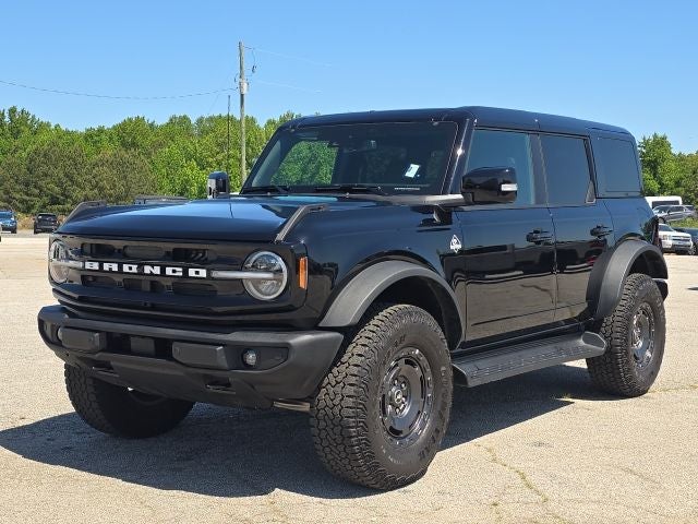 2025 Ford Bronco Outer Banks 4x4's photo