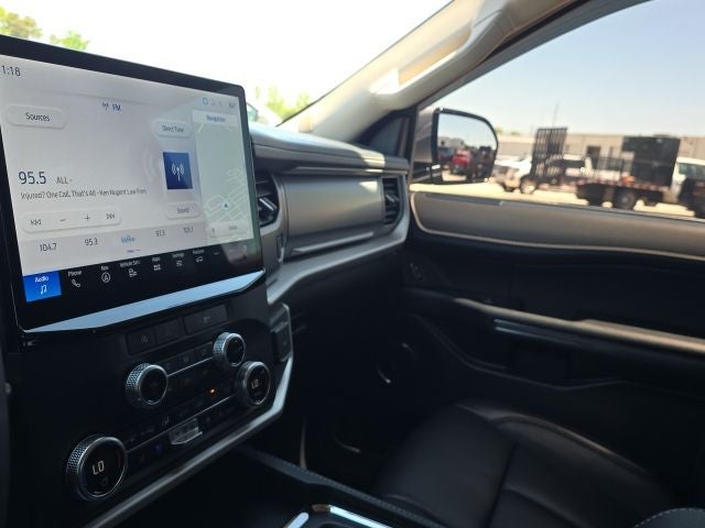 2024 Ford Expedition XLT