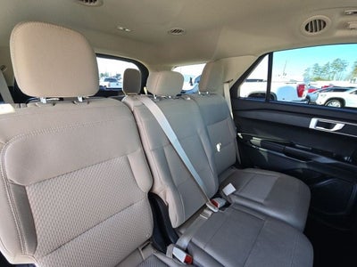 2024 Ford Explorer Base