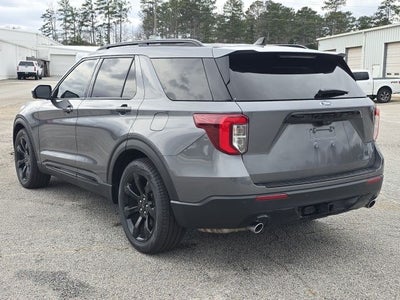 2022 Ford Explorer ST-Line