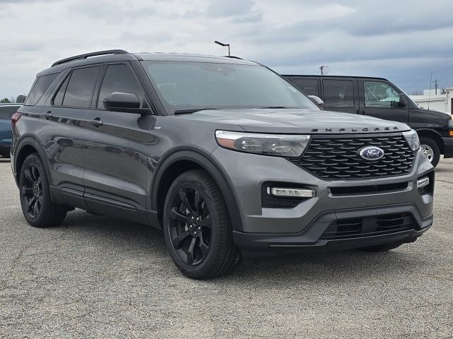 2022 Ford Explorer ST-Line
