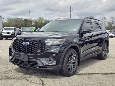 2025 Ford Explorer ST