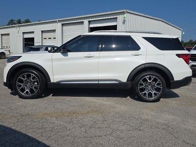 2025 Ford Explorer Platinum
