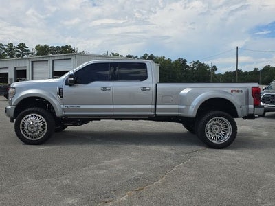 2022 Ford F-450SD Platinum DRW