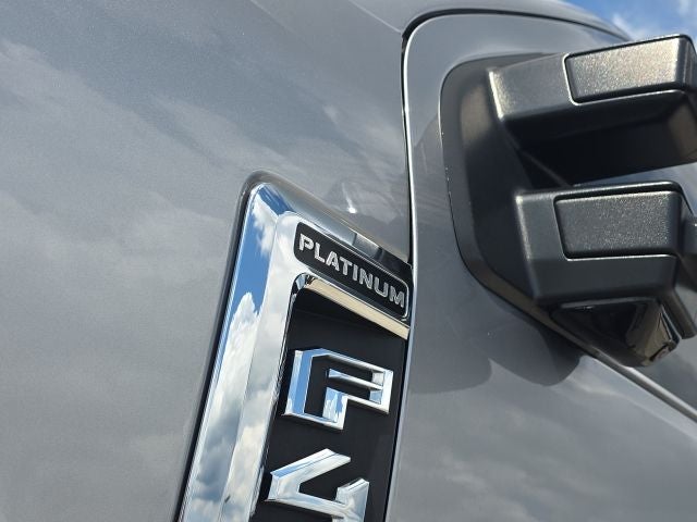2022 Ford F-450SD Platinum DRW