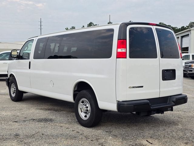 2024 Chevrolet Express 3500 LS Passenger