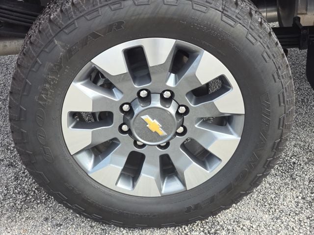 2026 Chevrolet Silverado 2500HD Custom