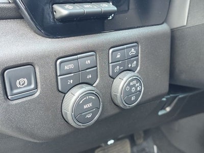 2025 Chevrolet Silverado 3500HD LTZ