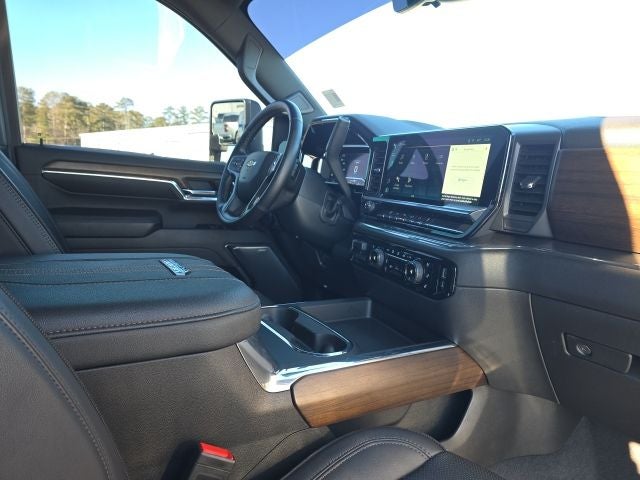 2024 Chevrolet Silverado 3500HD High Country