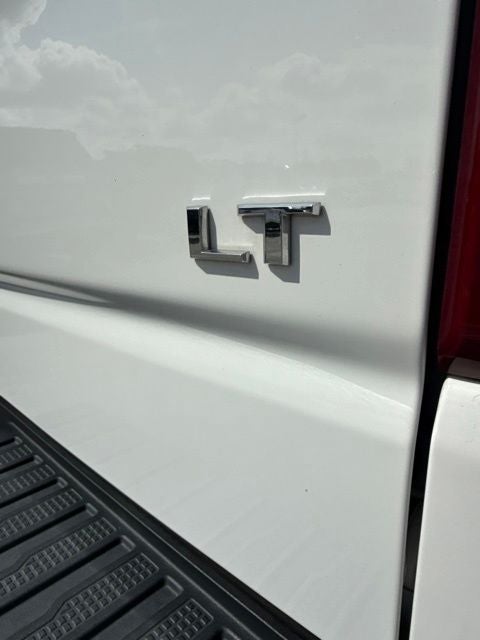 2023 Chevrolet Silverado 1500 LT LT1