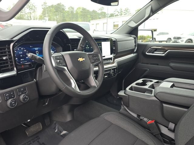 2025 Chevrolet Silverado 1500 LT LT1