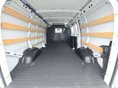 2025 Chevrolet Express 2500 Work Van Cargo