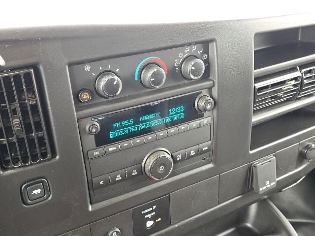 2025 Chevrolet Express 2500 Work Van Cargo