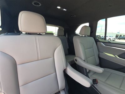 2024 GMC Acadia Elevation