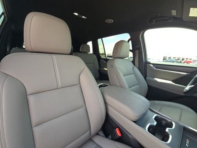 2024 GMC Acadia Elevation