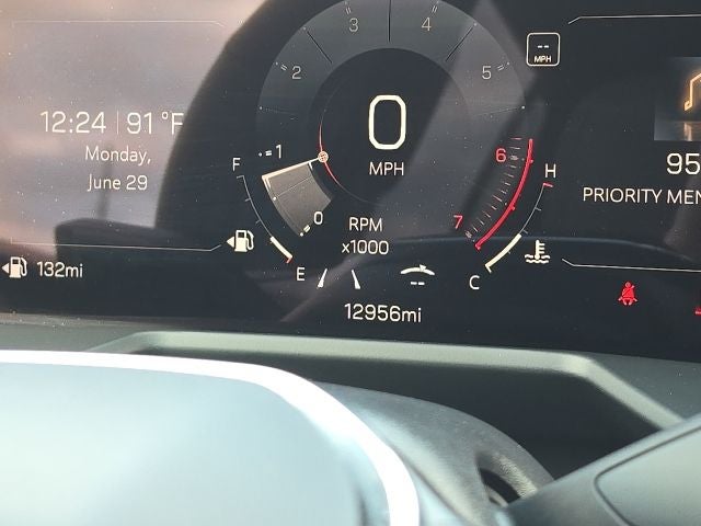 2024 GMC Acadia Elevation
