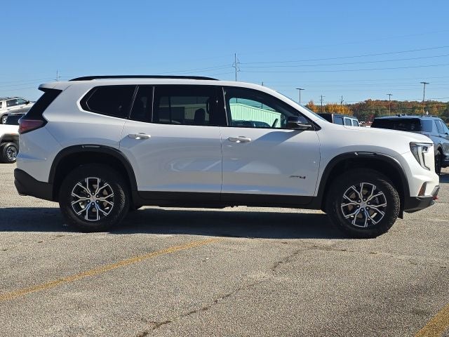 2024 GMC Acadia AT4