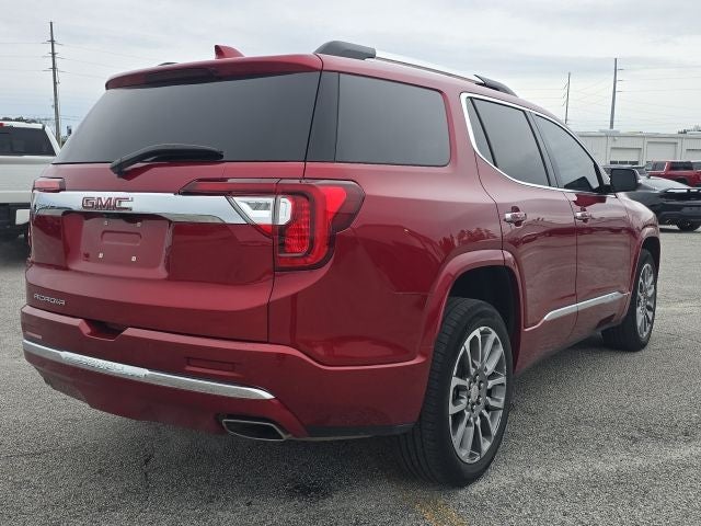 2023 GMC Acadia Denali