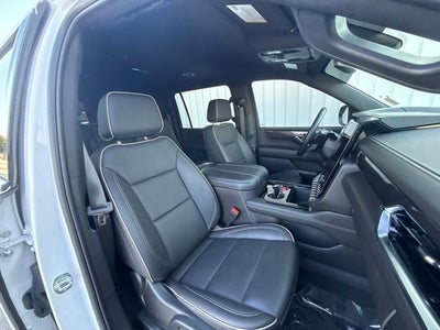 2025 GMC Yukon XL Elevation