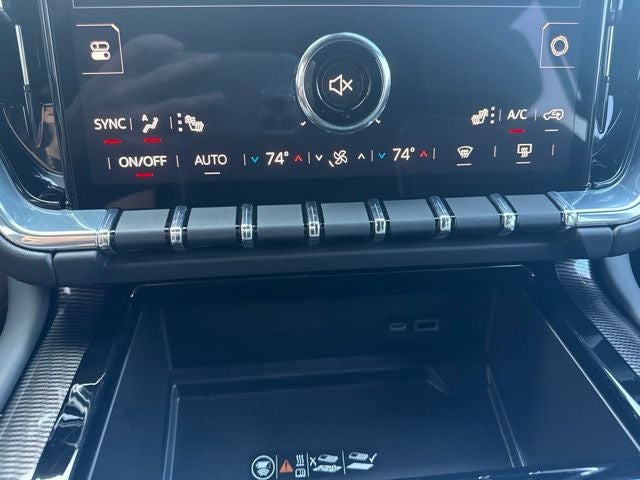 2025 GMC Yukon XL Elevation
